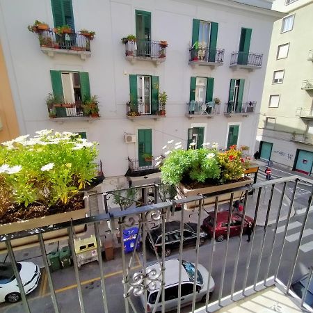 Sonnino Suite Jacuzzi Apartment Bari Buitenkant foto