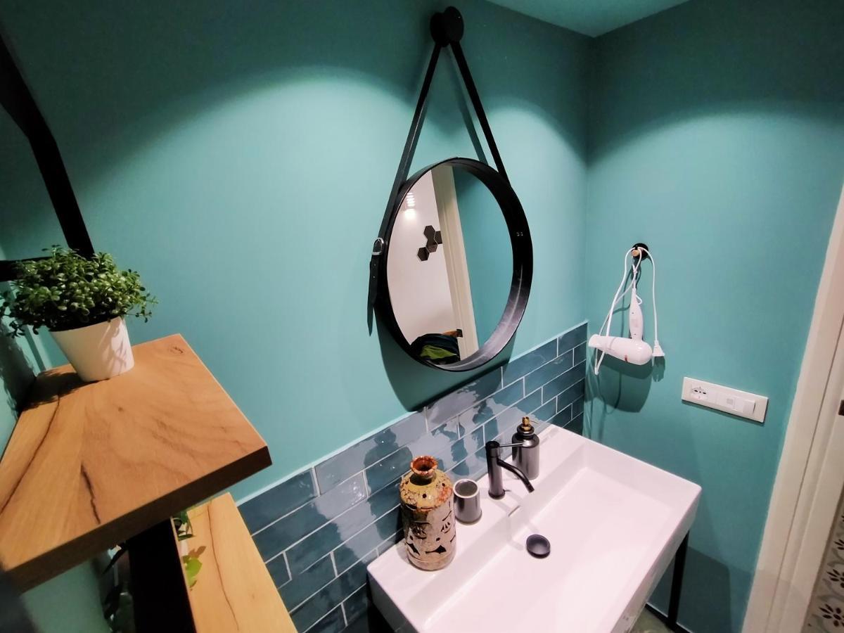 Sonnino Suite Jacuzzi Apartment Bari Buitenkant foto