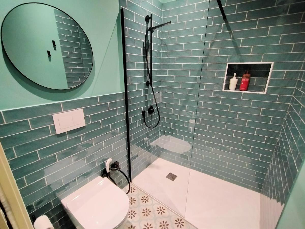Sonnino Suite Jacuzzi Apartment Bari Buitenkant foto