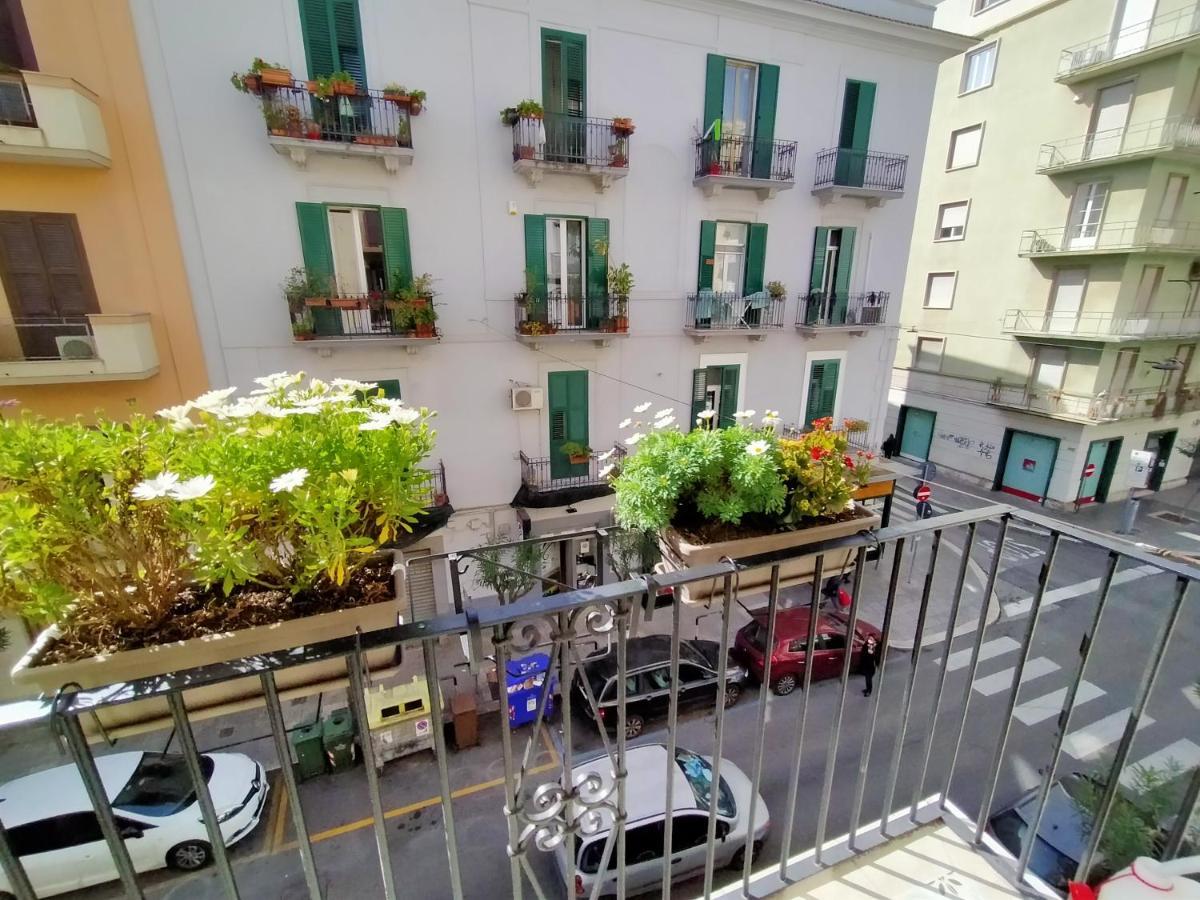 Sonnino Suite Jacuzzi Apartment Bari Buitenkant foto